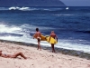 125. KG o CH ska för första gången surfa the north shore, Oahu (1981)